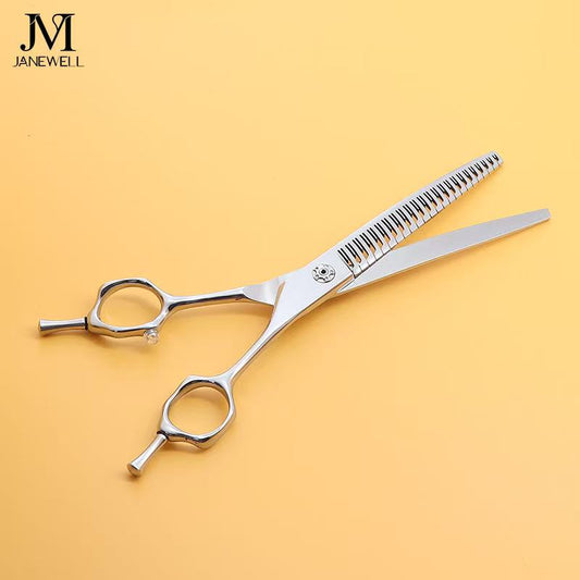 Lu Cuijuan's scissors